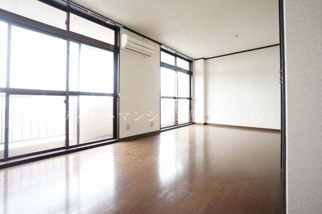 藤ビル佐貫マンションの居間・リビング