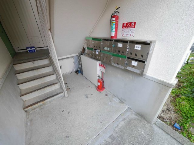 伊川谷団地のエントランス