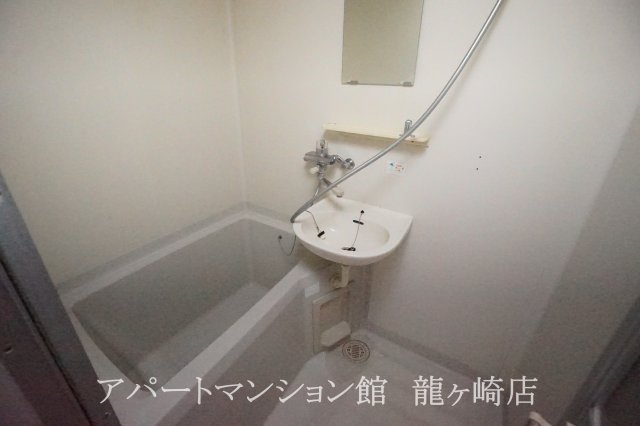 ヘイワハイツの浴室