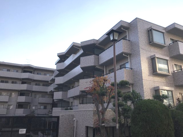 パーク・ハイム芦屋翠ヶ丘19番地の外観