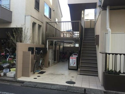 【エントランス】 | ユーコート国立