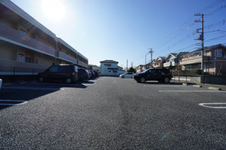 【駐車場】