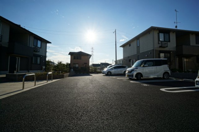 【駐車場】 | バードネイチャー E