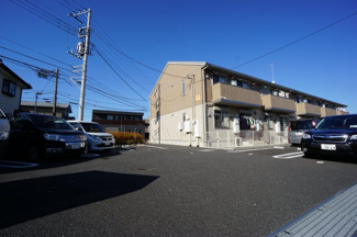 【駐車場】