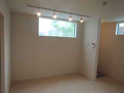 【内装】 | メザンジュ