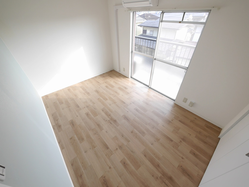 高津橋農住団地の洋室