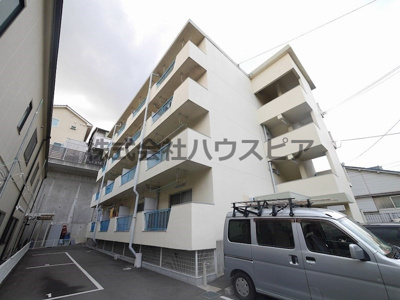 【外観】 | シャトールナ | 250万で室内綺麗に改装済☆