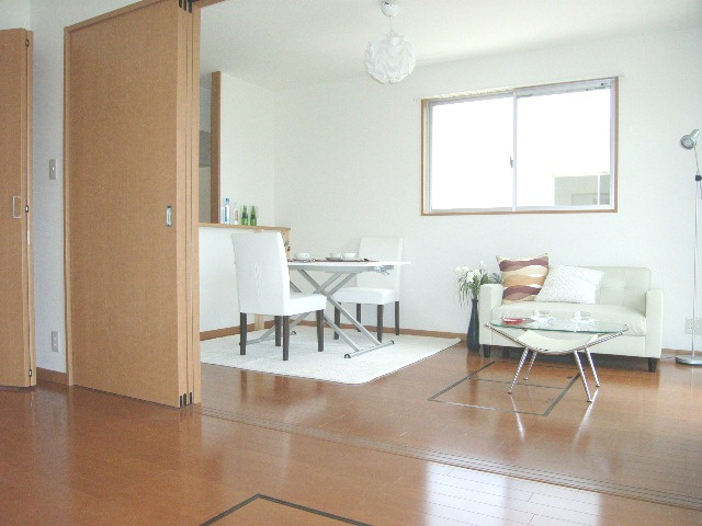 ノースフィールドユタカ【キャッシュバック対象物件】の内装|きれいな内装です