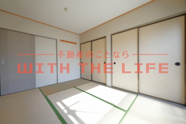 ハイカムール津福【10,000円キャッシュバック対象物件】の和室