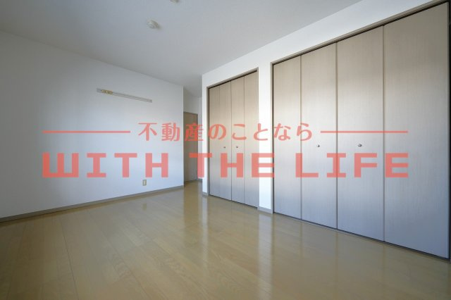 ハイカムール津福【10,000円キャッシュバック対象物件】の洋室