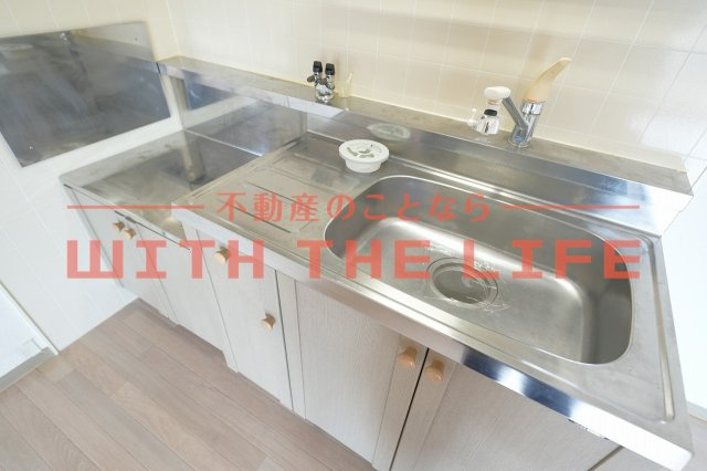 ハイカムール津福【10,000円キャッシュバック対象物件】のキッチン
