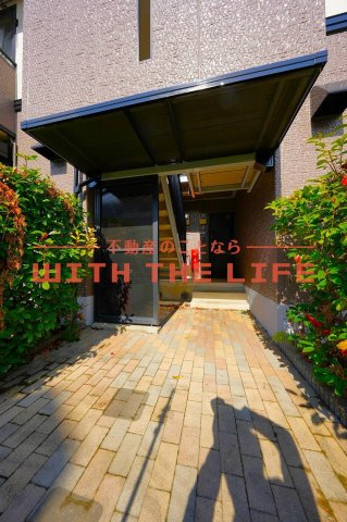 ハイカムール津福【10,000円キャッシュバック対象物件】のエントランス