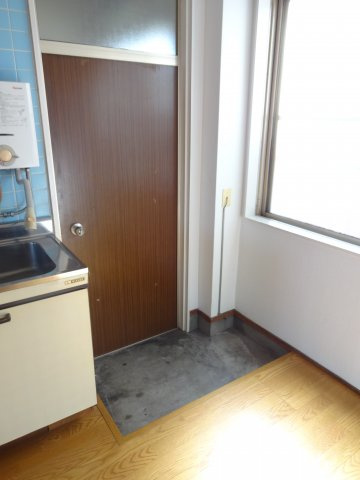 やすらぎビル【10,000円キャッシュバック対象物件】の玄関|玄関です