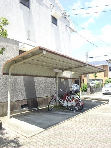 グリーンタウン津留崎【10,000円キャッシュバック対象物件】のその他共用部分|駐輪場です