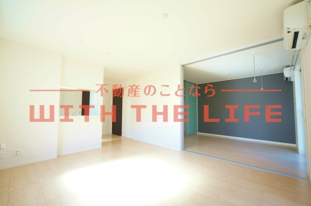 グランメゾン大石【キャッシュバック対象物件】の居間・リビング|使いやすい居間です