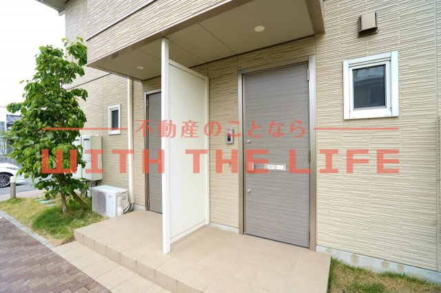 グランメゾン大石【キャッシュバック対象物件】のエントランス|落ち着いたエントランスです