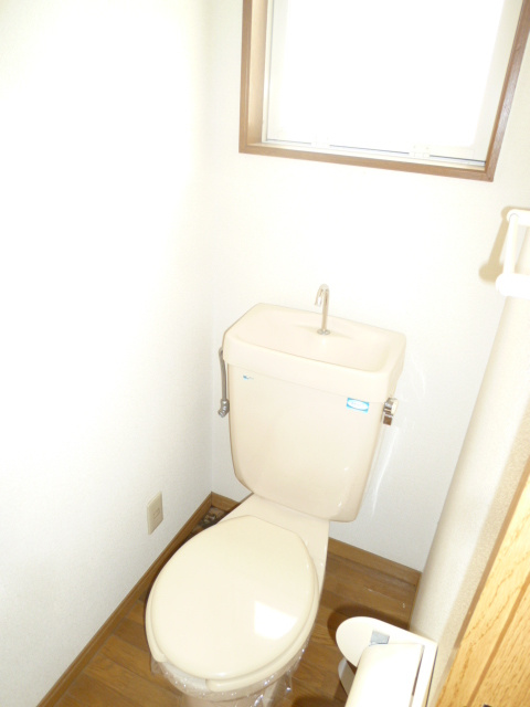 カスタムハイツ【キャッシュバック対象物件】のトイレ