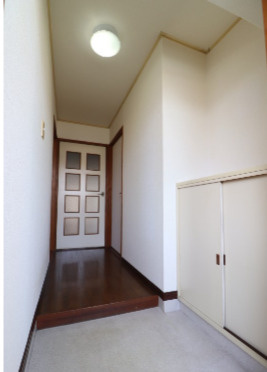 ライトハウス【キャッシュバック対象物件】の玄関