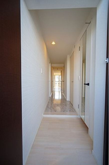 サニーコート梅満【キャッシュバック対象物件】の玄関|シンプルで使いやすい玄関です