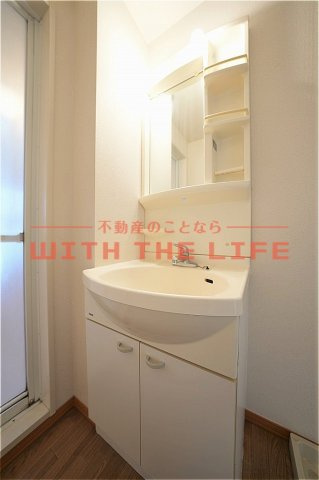 セジュールシャンスⅡ【キャッシュバック対象物件】の独立洗面台|独立洗面化粧台が付いています