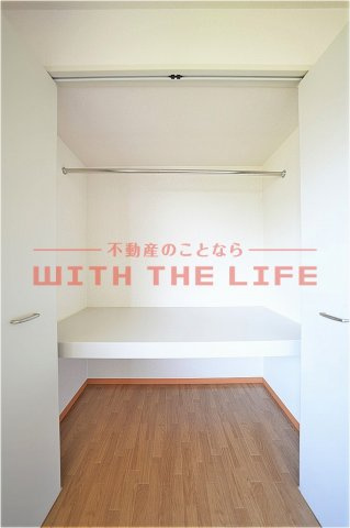 セジュールシャンスⅡ【キャッシュバック対象物件】の収納|こまごまとしたものを収納できそうですね