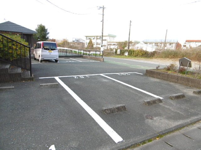 シャルムⅠ【10,000円キャッシュバック対象物件】の駐車場|駐車場です
