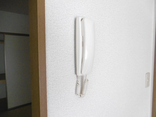 シャルムⅣ【10,000円キャッシュバック対象物件】のセキュリティ|インターホンです