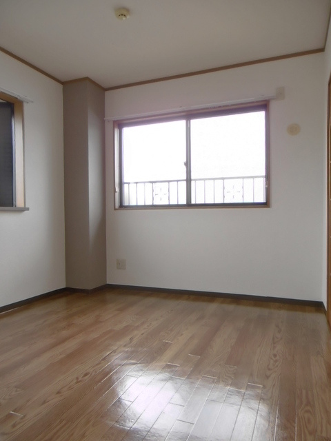 サクシード【10,000円キャッシュバック対象物件】の洋室|ゆったりした洋室です