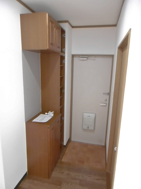 サクシード【10,000円キャッシュバック対象物件】の玄関|落ち着いた玄関です