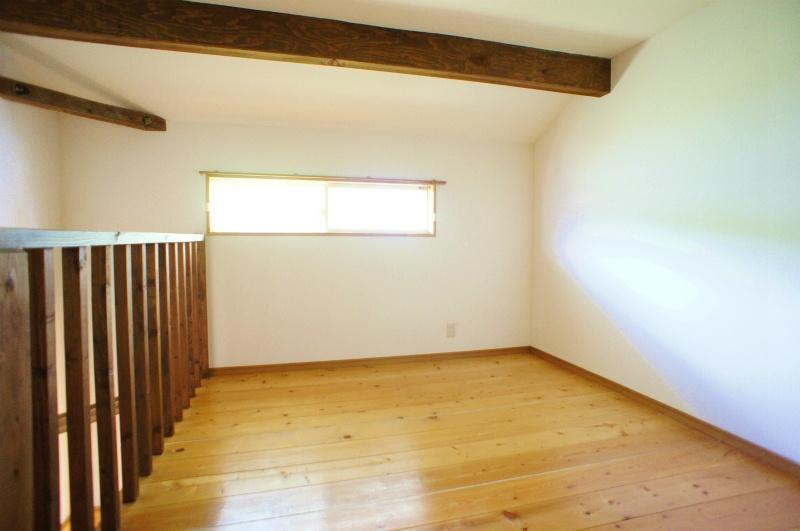 パレット【キャッシュバック対象物件】の洋室|落ち着いた色調の洋室です