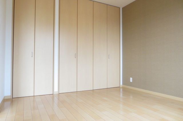 クレール今山【キャッシュバック対象物件】の寝室|ゆとりの広さです