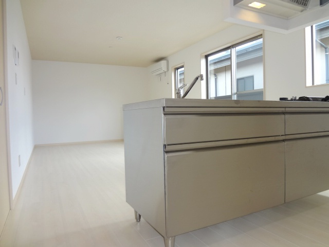 G-ROSSO（ジーロッソ）【キャッシュバック対象物件】の居間・リビング|居間です