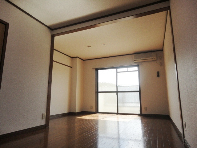 ウッドハウスⅡ【キャッシュバック対象物件】の洋室