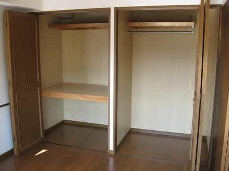 グリーンヒルズ東山Ⅱ【キャッシュバック対象物件】の収納|収納豊富です