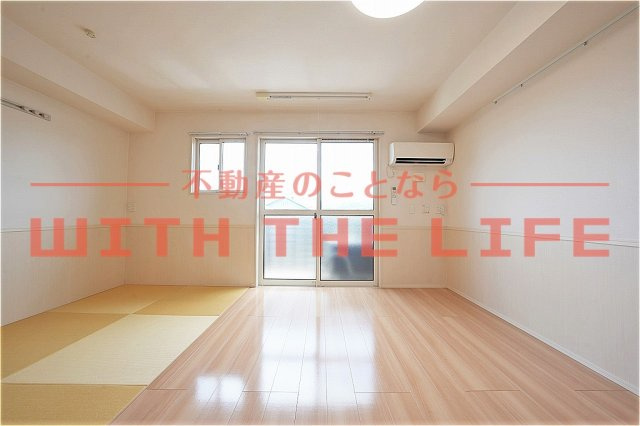 WITH THE LIGHT（ウィズザライト）【10，000円キャッシュバック対象物件】の居間・リビング|ゆったり過ごせるリビングです