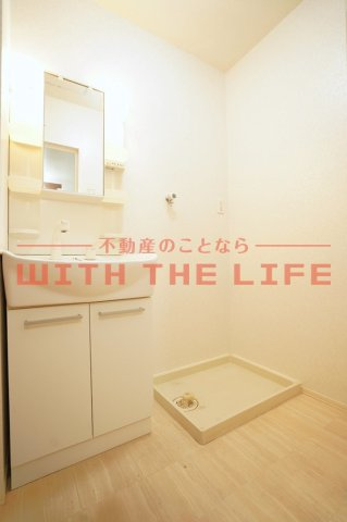 グリーンハイツK【キャッシュバック対象物件】の洗面所|明るい洗面所です