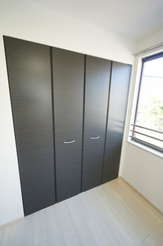 アメニティ諏訪野【キャッシュバック対象物件】の収納|同型シリーズになります。