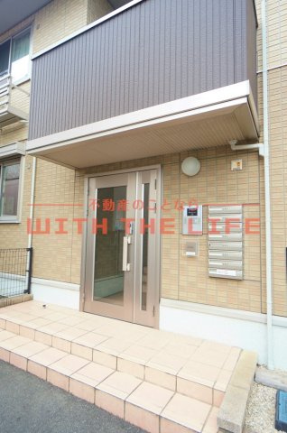 セジュール・パルティノス【10，000円キャッシュバック対象物件】のエントランス|落ち着いたエントランスです