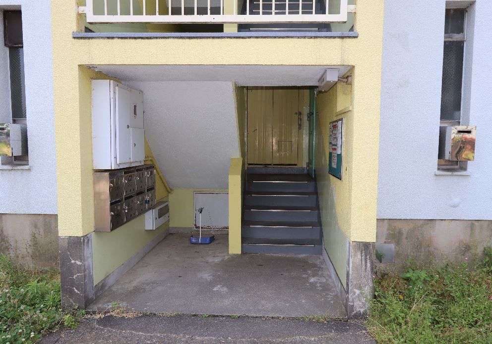 ビレッジハウス荒木【キャッシュバック対象物件】のエントランス|建物の内部です