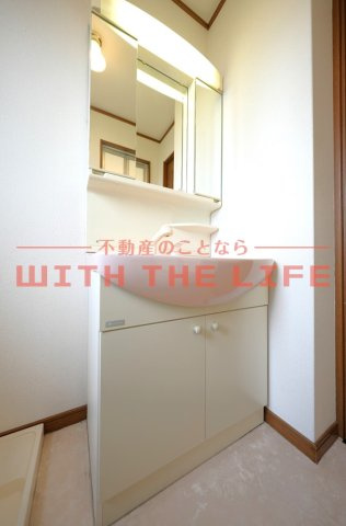 コージーコーナー223【キャッシュバック対象物件】の独立洗面台|独立洗面台、朝の身支度には欠かせません