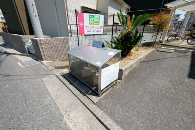 ビビエンタカワハラのその他|ビビエンタカワハラ103号室
敷地内ゴミ置き場