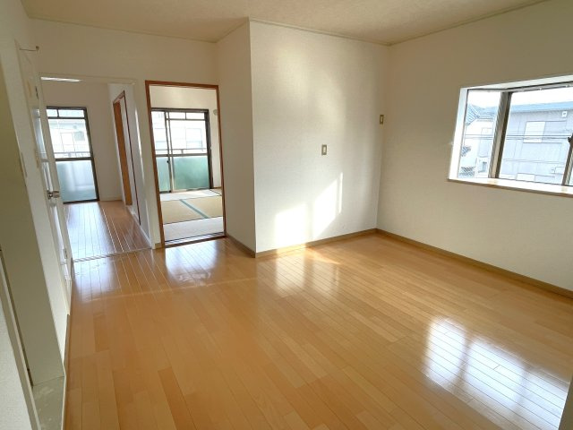 オレンジコート大網の居間・リビング