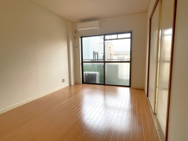 オレンジコート大網の居間・リビング