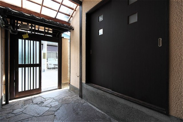 【玄関】