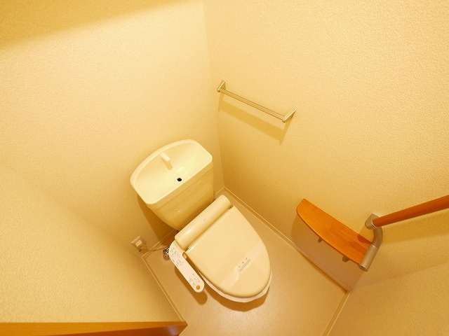 ルミナスＡ・Ｂのトイレ|落ち着いた色調のトイレです