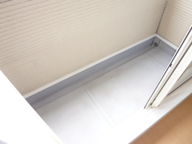 倉敷市林のアパートのバルコニー