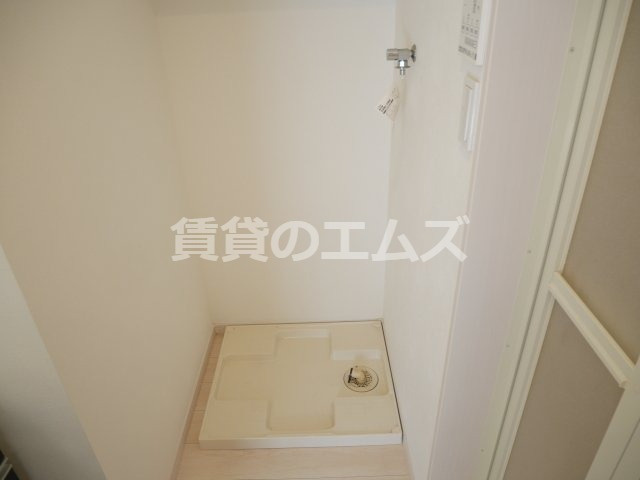 【設備】 | Ｇｒａｎｄｔｉｃ　ｆｅｌｉｃｅ | Ｇｒａｎｄｔｉｃ　ｆｅｌｉｃｅの室内洗濯機置き場