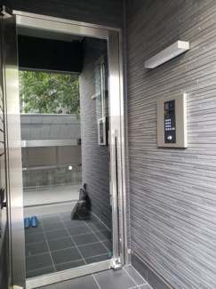 【エントランス】