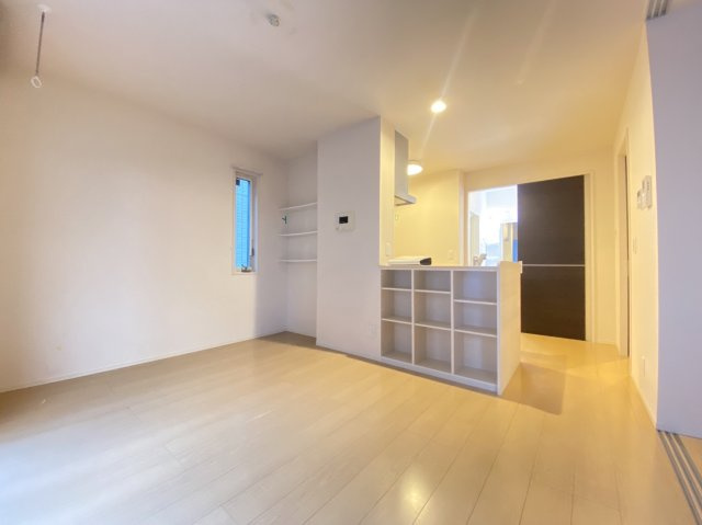 パブロハニーAの居間・リビング