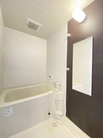 パブロハニーAの浴室